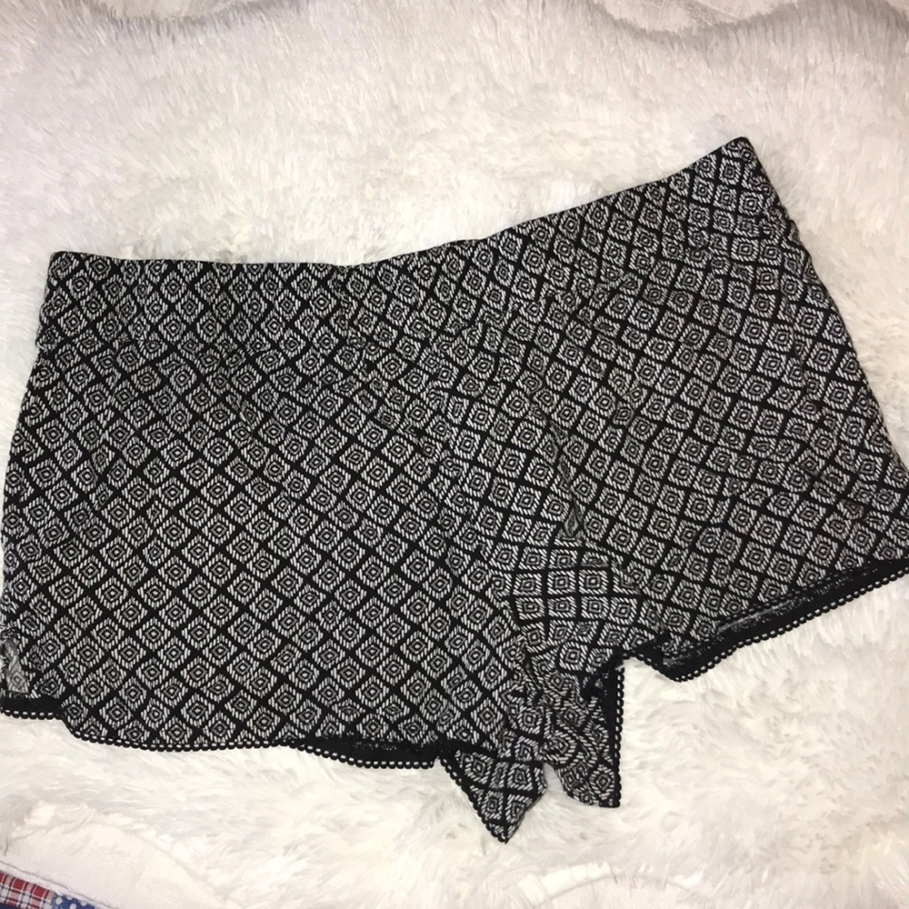 🚫SOLD🚫Secret Treasures Pajamas Shorts